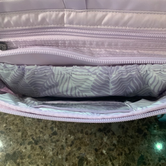 LUG - CAROUSEL XL - NWOT - Picture 6 of 8